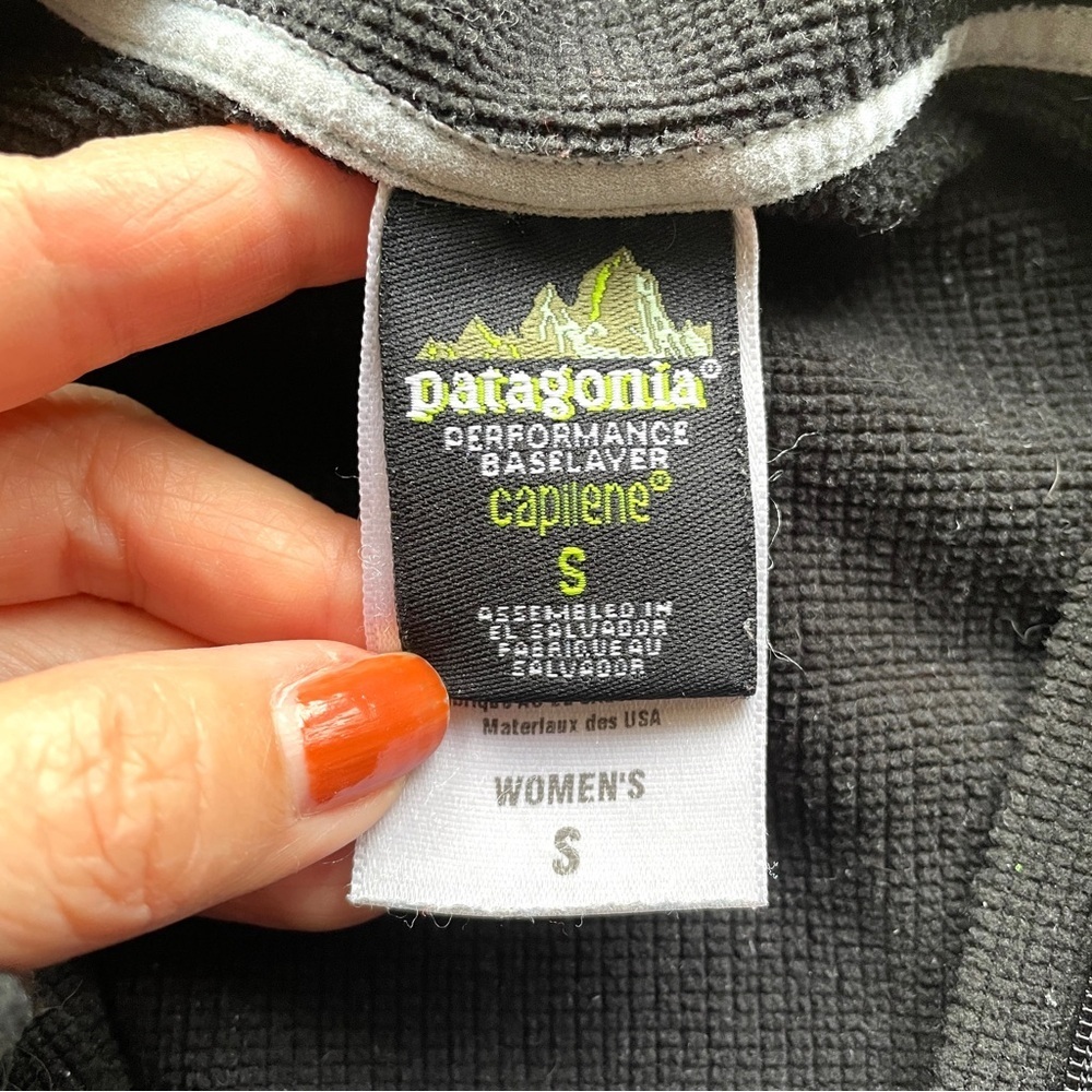 Patagonia Capilene 4 Thermal Weight Zip-Neck Pullover in Black - Small - Picture 7 of 11